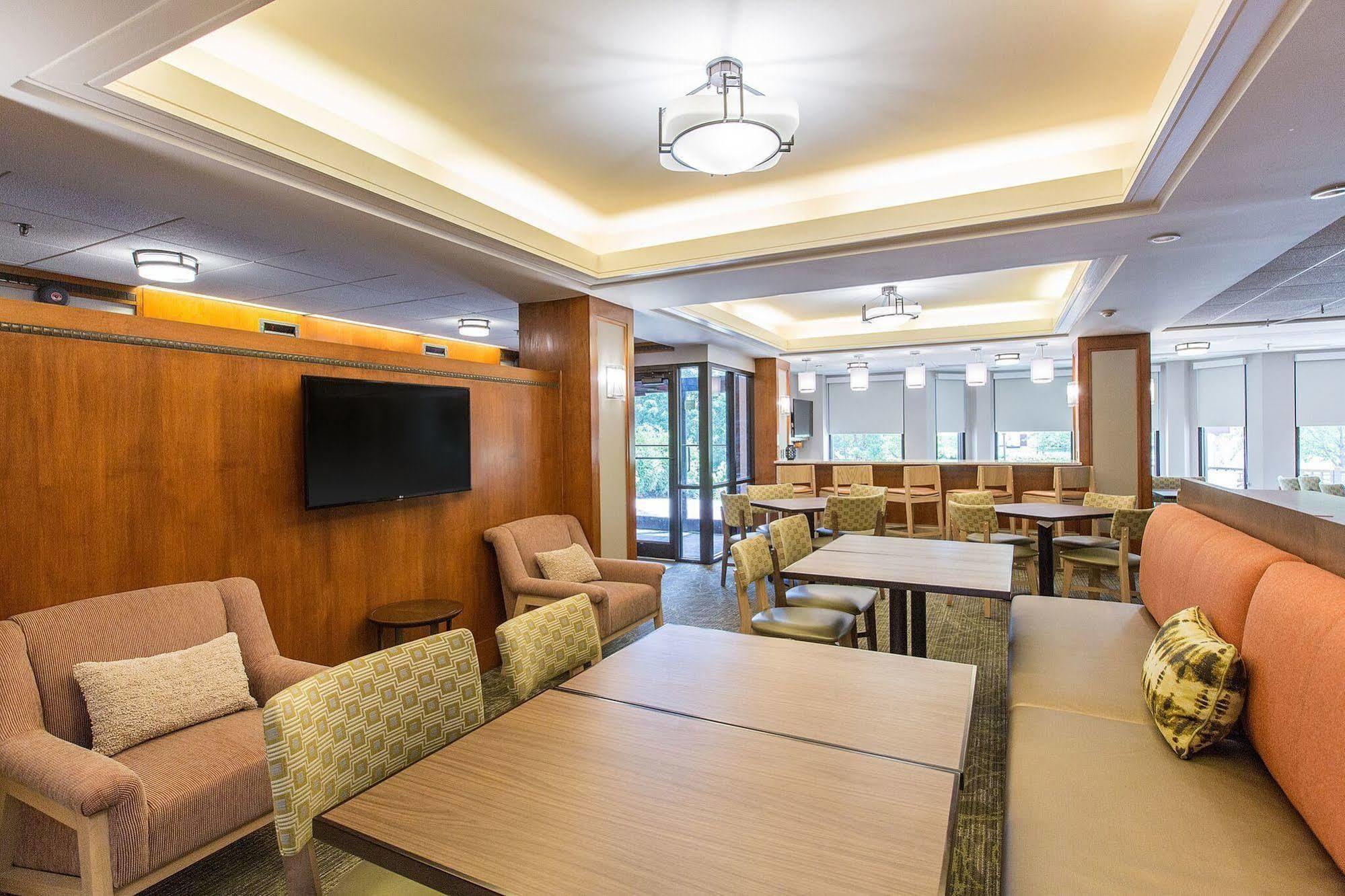Hampton Inn Lancaster Exterior foto